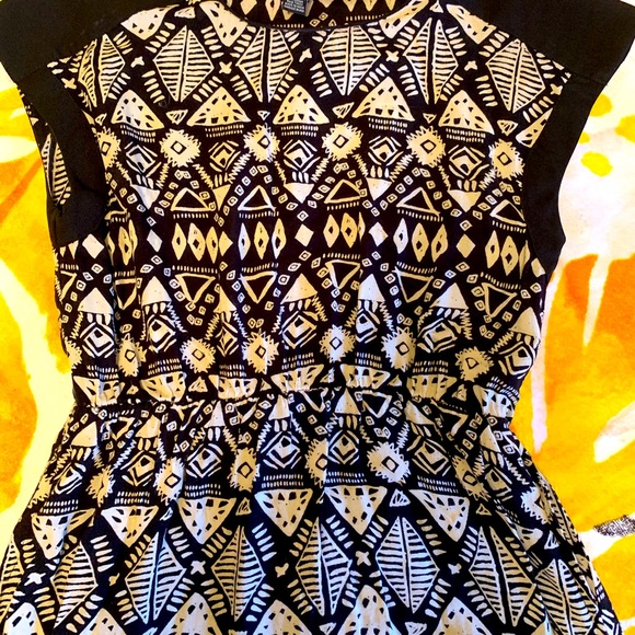 Printed mini dress - Picture 2 of 2